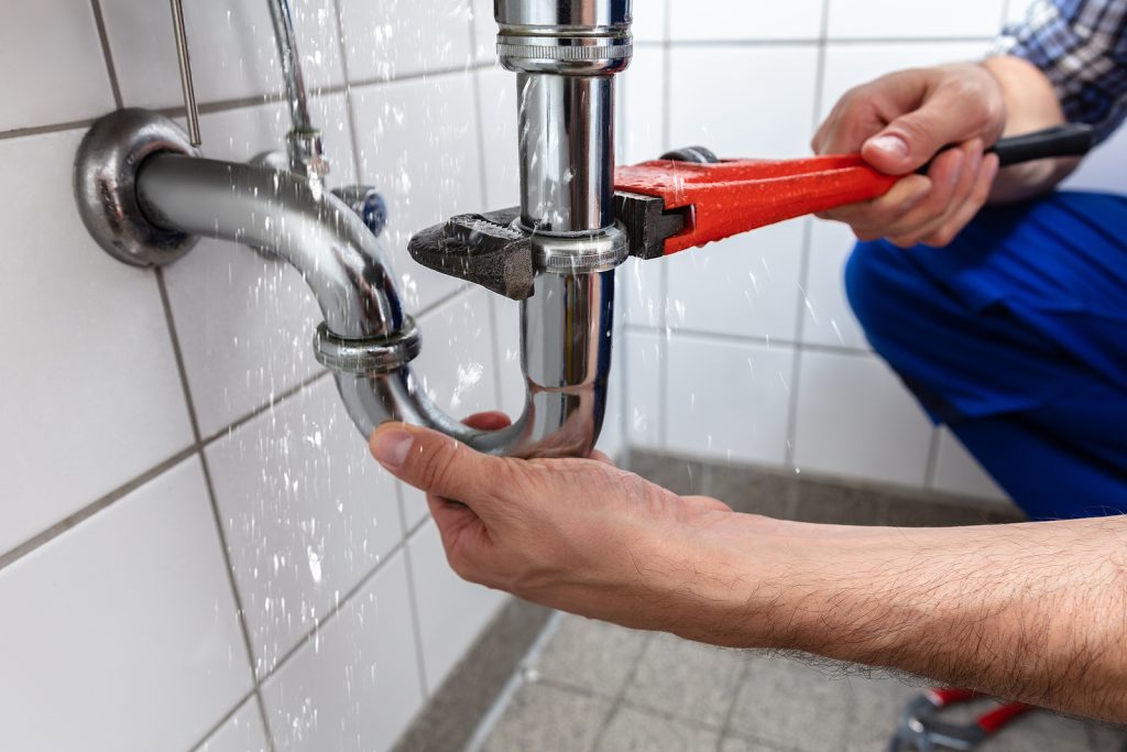How Emergency Leak Repair Services Can Save Your Home in a Flooding Crisis